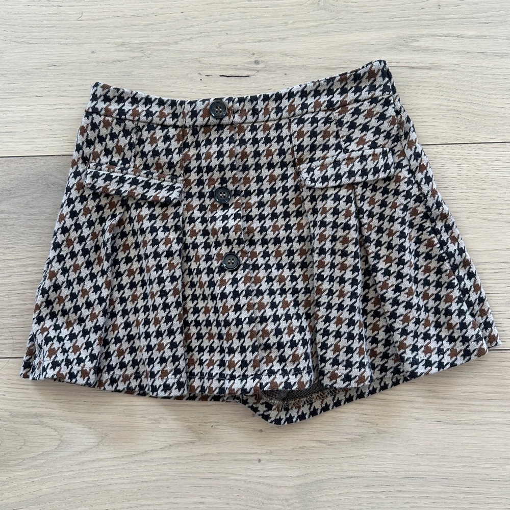 Zara Kids Houndstooth Pleated Skort in Black & Brown
